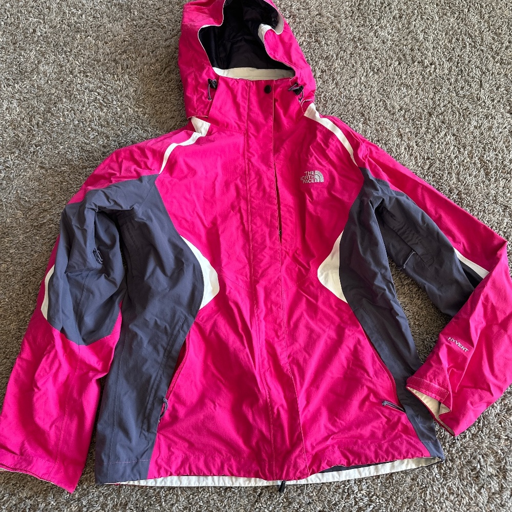 The north face wind breaker